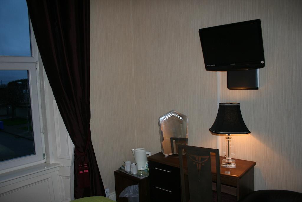 Royal Hotel Girvan Extérieur photo
